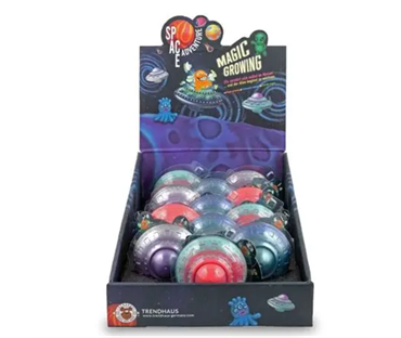 959447 RASTUĆA VANZEMALJSKA FIGURICA IZ NLO-A